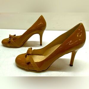 Kate Spade Bowdie Mid Patent Brown Leather Pumps, Size 8.5